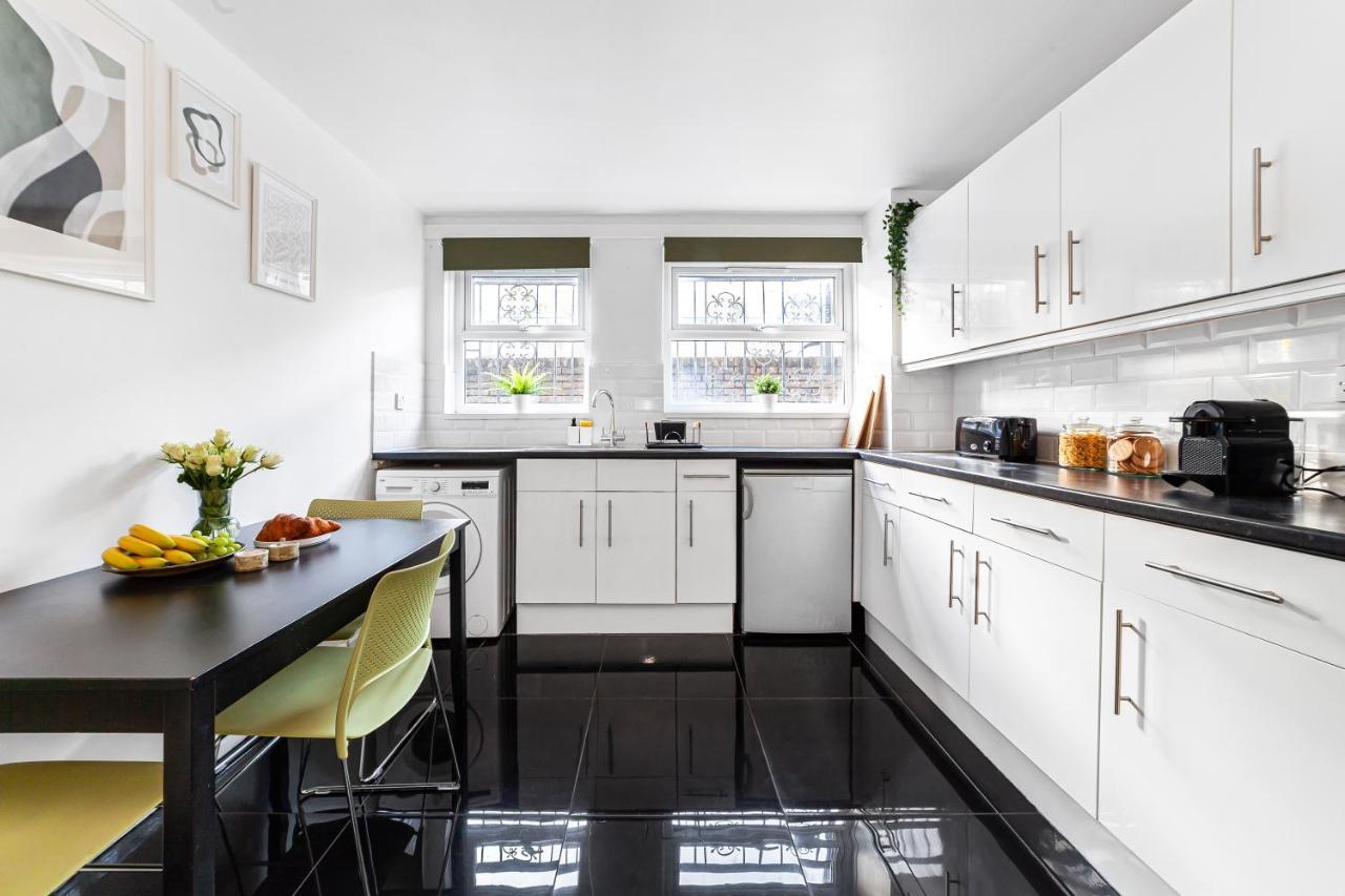 Arte Stays - 3-Bedroom Bright House London, Haggerston, Garden, Parking, 8 Min Walk To Haggerston Station, Weekly Or Monthly Stays, Serviced Accommodation - 7 Guests Εξωτερικό φωτογραφία