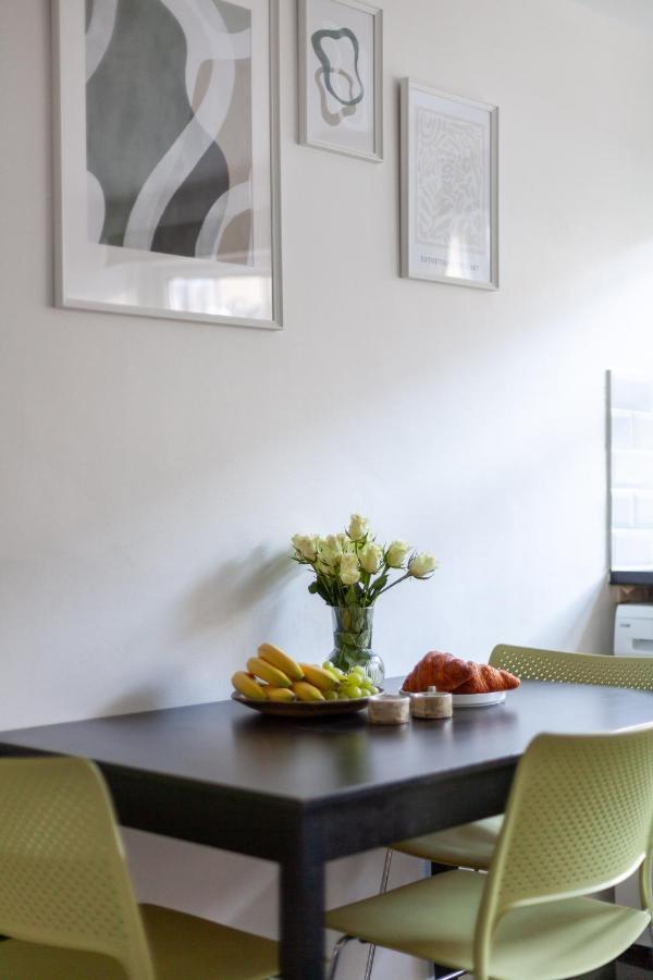 Arte Stays - 3-Bedroom Bright House London, Haggerston, Garden, Parking, 8 Min Walk To Haggerston Station, Weekly Or Monthly Stays, Serviced Accommodation - 7 Guests Εξωτερικό φωτογραφία